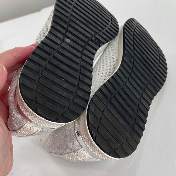 Urban Sport size 8 by J/Slides  Woman’s silver reptile print . - Picture 7 of 13